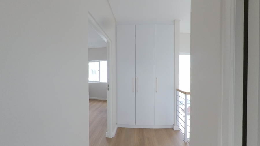 3 Bedroom Property for Sale in Sandown Western Cape